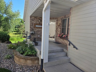 Gorgeous townhome with covered front porch and new deck (2025) - photo 21