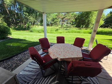 Gorgeous townhome with covered front porch and new deck (2025) - photo 22