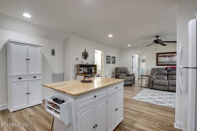 Are you looking for a private lake/water access home that is SOLD - photo 24