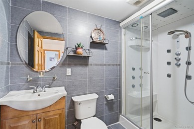 Location, Location! Turn-Key Gem Near Bowne Park Beautifully - photo 24