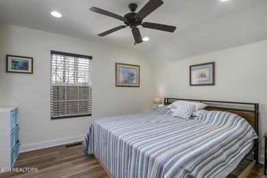Are you looking for a private lake/water access home that is SOLD - photo 30