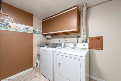 Wonderful Cape Cod home in the heart of Bay Village offers - photo 33
