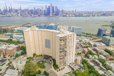 Spectacular NYC views, huge terrace! You'll be on top of the - photo 34