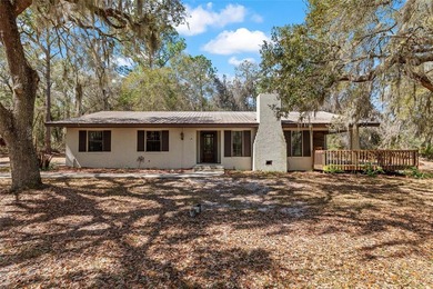Bowers Lake Home For Sale in Belleview Florida