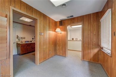 Wonderful Cape Cod home in the heart of Bay Village offers - photo 45