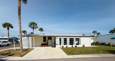 Escape to Paradise: Renovated Coastal Retreat in Sunny Largo! 2 - photo 10