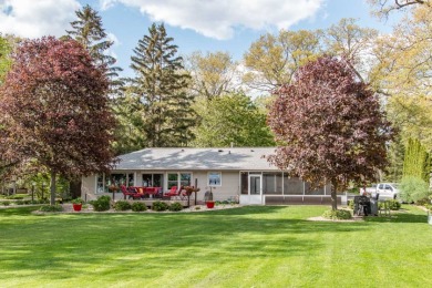 Lake Sinissippi Home Sale Pending in Iron Ridge Wisconsin