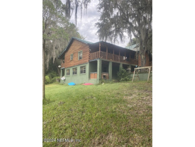 (private lake, pond, creek) Home For Sale in Satsuma Florida