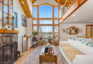 Welcome to your perfect lakeside escape! Nestled in the heart of - photo 9