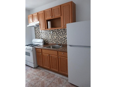 Fabulous Golden Opportunity to investor and savvy buyers! This - photo 14