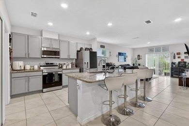 Short Sale Approved!! Beautiful 2023-built home with NO HOA - photo 10
