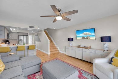 STUNNING KCB WATERFRONT DUPLEX! This beautifully renovated - photo 5