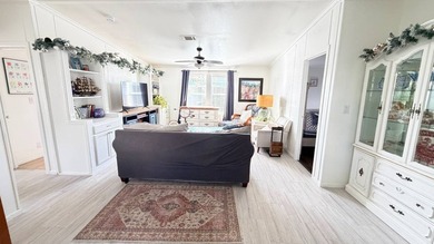 Why You'll Love This Home - Move-in ready with thoughtful - photo 10