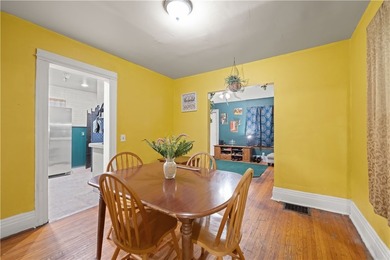Move right into this 3 bedroom and 2bath home in the City of - photo 12
