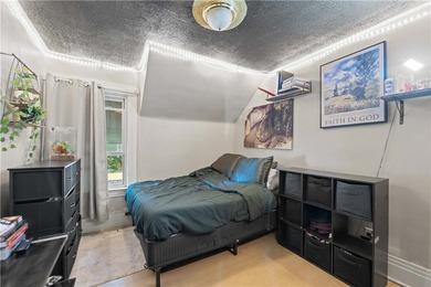 Move right into this 3 bedroom and 2bath home in the City of - photo 15