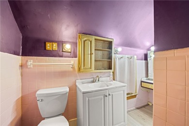 Move right into this 3 bedroom and 2bath home in the City of - photo 17