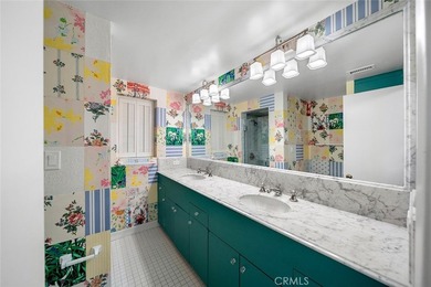 905 Emerald Bay is a light-filled corner lot bungalow offering 2 - photo 31