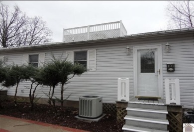 Lake Barkley Condo For Sale in Grand Rivers Kentucky