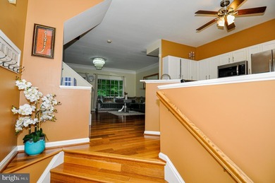 All showings must be scheduled online with at least 2 hours' - photo 5