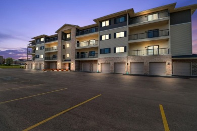 Lake Condo Sale Pending in Merrillville, Indiana
