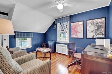 Welcome to 56 Oakland Drive, just a short stroll to the heart of - photo 14