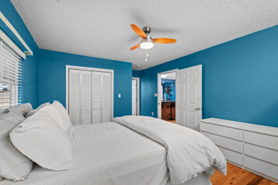 Discover Lakefront Livinq: Remodeled 3BR/3BA Home with Boat Slip - photo 13