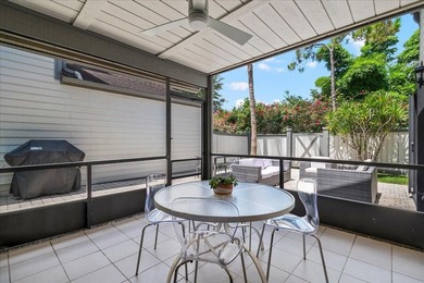 Charming 3 bedroom/2 bath detached home in Bedford Mews, just - photo 16