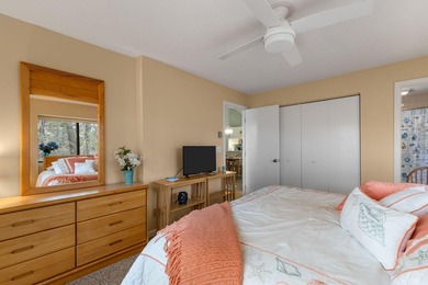 Enjoy peaceful golf course views from this 2 bedroom, 2 bath - photo 17