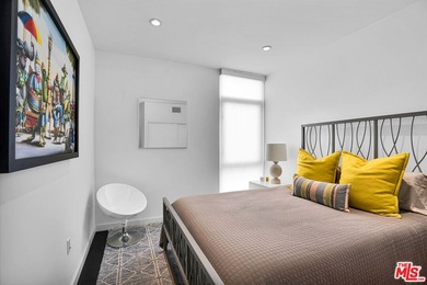 Move-in ready and fully-furnished townhome is well maintained - photo 18