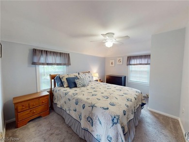 Welcome to this pride-of-ownership Colonial, ideally located - photo 18