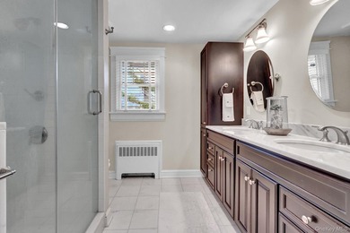 Welcome to 56 Oakland Drive, just a short stroll to the heart of - photo 21