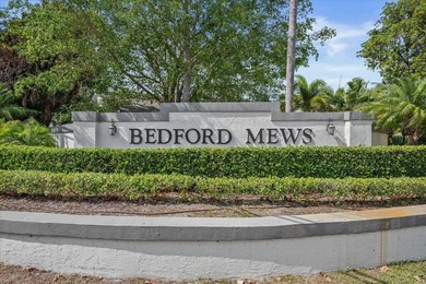 Charming 3 bedroom/2 bath detached home in Bedford Mews, just - photo 21
