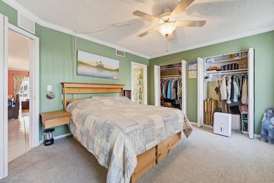 Enjoy easy FL. living in this charming 1-bedroom, 1-bath condo - photo 24