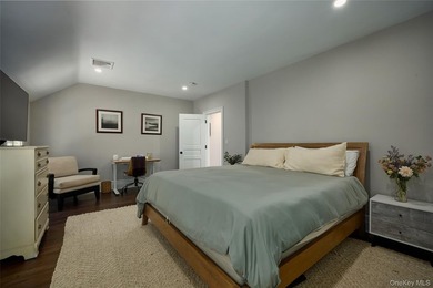 Comprehensively renovated in 2022, and new roof, gutters and - photo 26