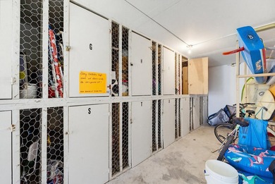 Enjoy easy FL. living in this charming 1-bedroom, 1-bath condo - photo 28