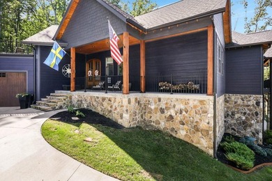 VIEWS! Nestled in the sought-after The Grove Park at Harrison - photo 4