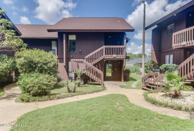 Twin Lakes Condo For Sale in Diamondhead Mississippi
