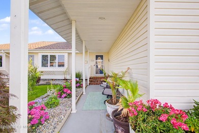 Welcome to this exceptional waterfront home offering the perfect - photo 5
