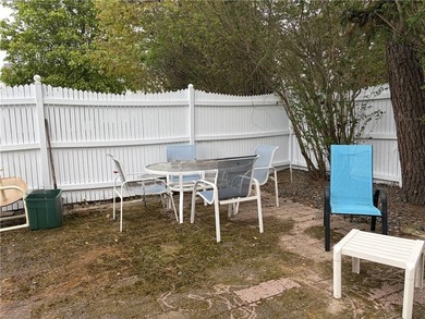 THIS IS A SPACIOUS 3 BED, 1 BATH RANCH WITH A HUGE FIRST FLOOR - photo 11