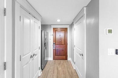 Experience resort living in this beautifully appointed studio - photo 13