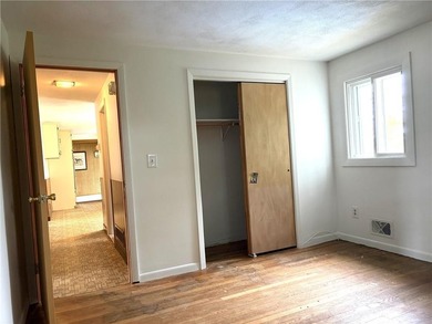 THIS IS A SPACIOUS 3 BED, 1 BATH RANCH WITH A HUGE FIRST FLOOR - photo 20