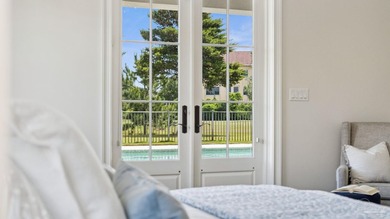 Lakefront. Gated. Golf course views. This exceptional luxury - photo 25