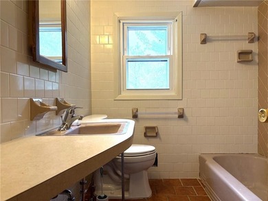 THIS IS A SPACIOUS 3 BED, 1 BATH RANCH WITH A HUGE FIRST FLOOR - photo 25