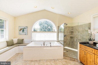 Welcome to this beautiful brick home on a quiet, dead end street - photo 29