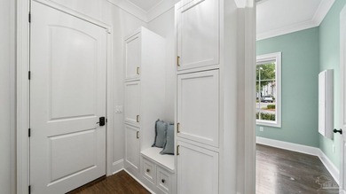 Lakefront. Gated. Golf course views. This exceptional luxury - photo 46