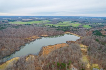 An exceptional building site on 1.7 wooded acres.  Very private - Lake Lot For Sale in Cedar Grove, Tennessee