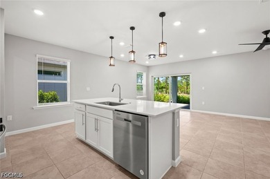 Welcome to this beautifully designed Daylen model by Pulte Homes - photo 8