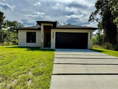 Lehigh Acres Area Home For Sale in Lehigh Acres Florida