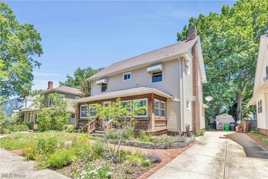 Welcome home to this charming 4-bedroom, 2 full bath Colonial - photo 2