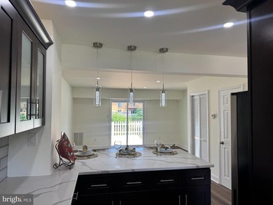 Move right into this beautifully updated 2-bedroom, 1.5-bath - photo 7